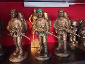 Beeldje-Marinier-Commando-23-cm-hoog