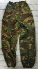 KL-TENUE-camo-regenbroek-MAAT-L